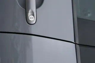 VW Golf Plus 5M Tür hinten links grau LA7T - mit Rahmen - Bild 6