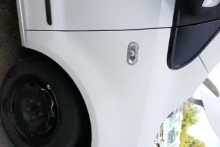 VW Fox 5Z Kotflügel vorne rechts weiß LB9A - Bild 4