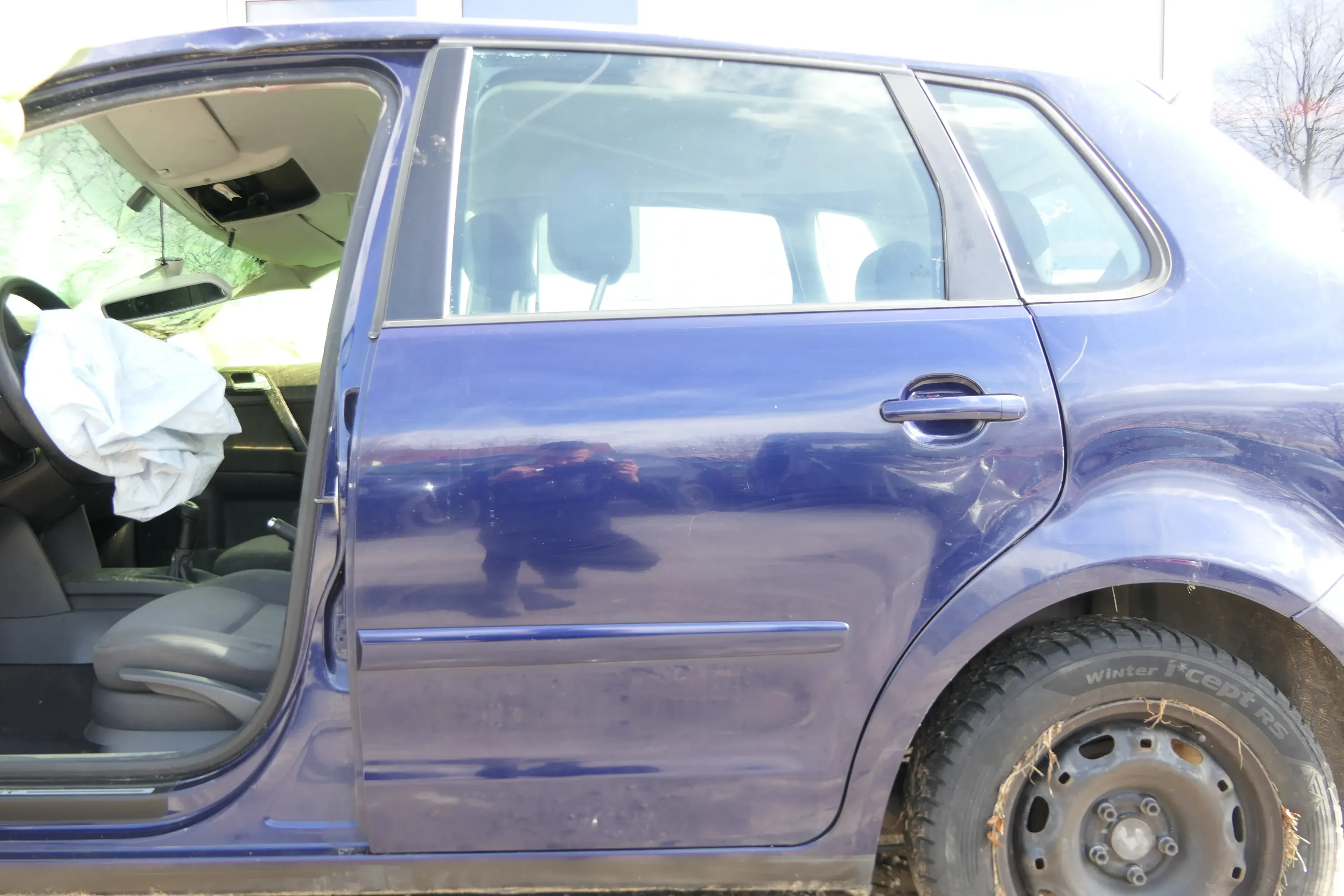 VW Polo 9N 9N3 Tür hinten links 4/5-Türer blau LB5N - ohne Anbauteile - Bild 1