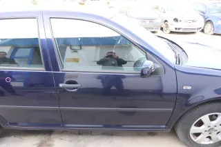 VW Golf 4 Bora Tür vorne rechts Beifahrertür 4/5-Türer+ Kombi Avant blau LC5H - Bild 1