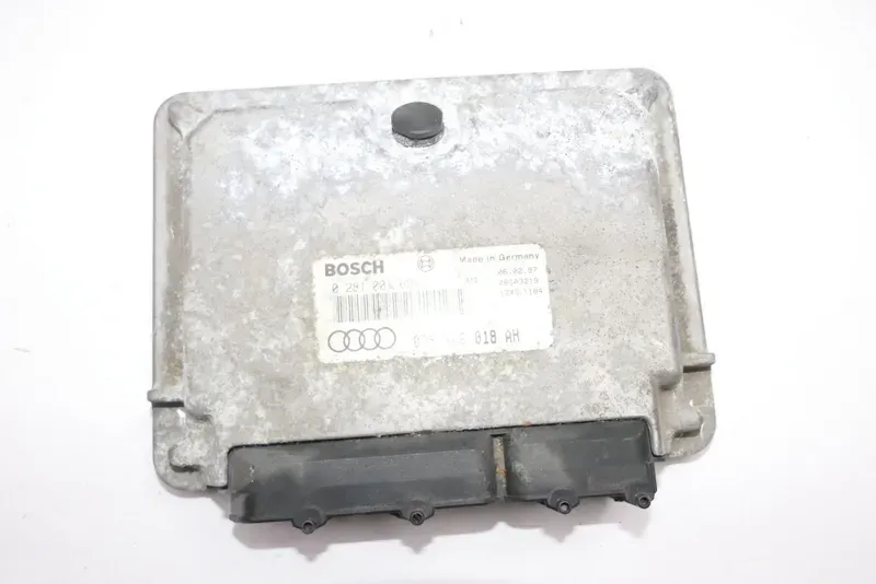 Audi A3 8L Steuergerät 1,9 TDI 66kw 90PS AGR Motor 038906018AH - Bild 1