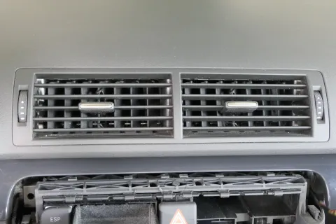 Audi A4 8E B6 B7 Lüftungsdüse Düse Lüftung Mitte 8E0820951H Lüftungsgitter schwa