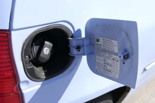 VW Lupo Seat Arosa Tankdeckel Deckel Tank Tankverschluß grau blau LR5D - Bild 2