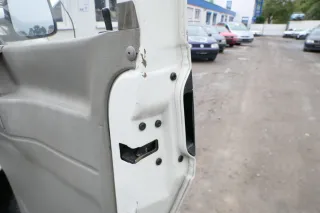 VW T4 Tür vorne rechts weiß R902 Beifahrertür Caravelle 7D0831056C ohneAnbauteil - Bild 13