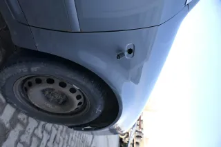 Audi A6 4B Kotflügel vorne rechts grau LY7L s(bis ca.Mitte 2001 passend) MÄNGEL - Bild 5