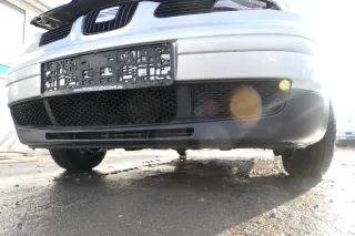 Seat Arosa 6H Stoßstange Frontstoßstange vorne grau silber LS7N Facelift + Grill - Bild 6