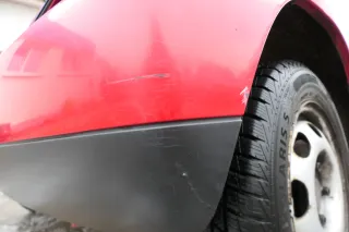 VW Lupo Stoßstange hinten Heckstoßstange Stoßfänger rot LP3G - Bild 5