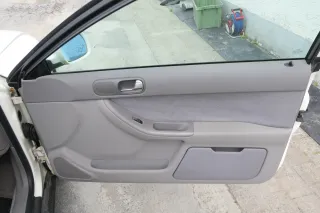Audi A3 8L Türverkleidung Verkleidung Tür vorne rechts 2/3-Türer grau muschel - Bild 5