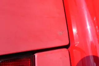 VW Polo 6N Heckklappe Klappe hinten Kofferraumklappe mit Scheibe rot LP3G - Bild 5