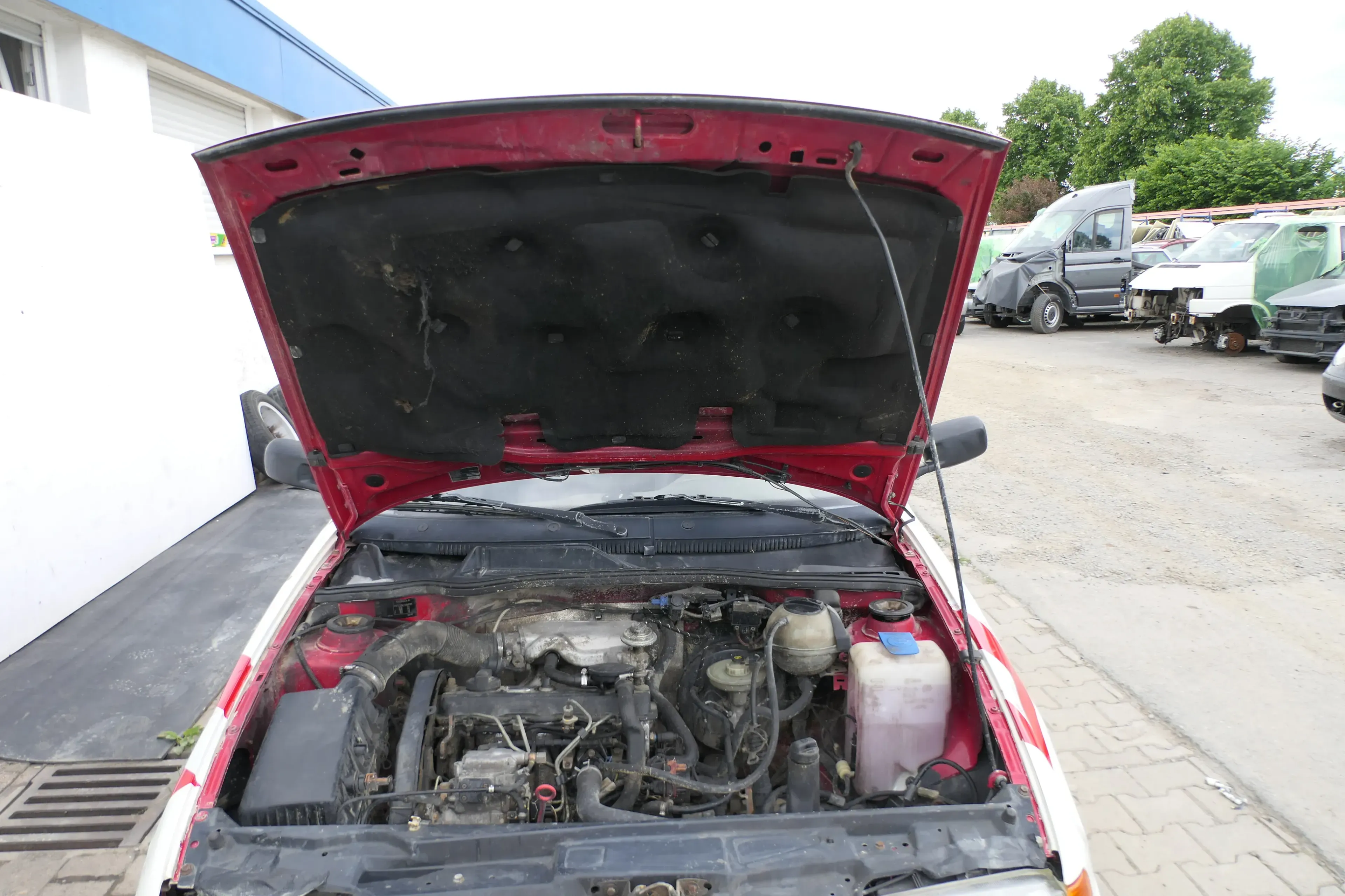 VW Caddy Polo Kombi Dämpfung Motorhaube Dämmung Motorhaubendämmung TDI Dämmmatte - Bild 1