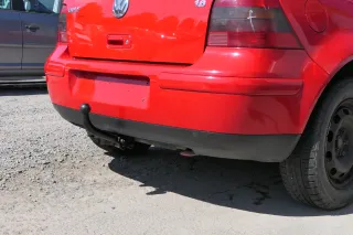 VW Golf 4 Limousine Stoßstange hinten Heckstoßstange Stoßfänger rot LP3G - Bild 3