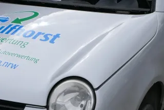 VW Lupo Motorhaube KLappe vorne silber LA7W reflexsilber grau - Bild 6