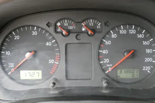 VW Golf 4 Tacho Tachometer Kombiinstrument 318.000km 1J0920801E TDI Diesel - Bild 2