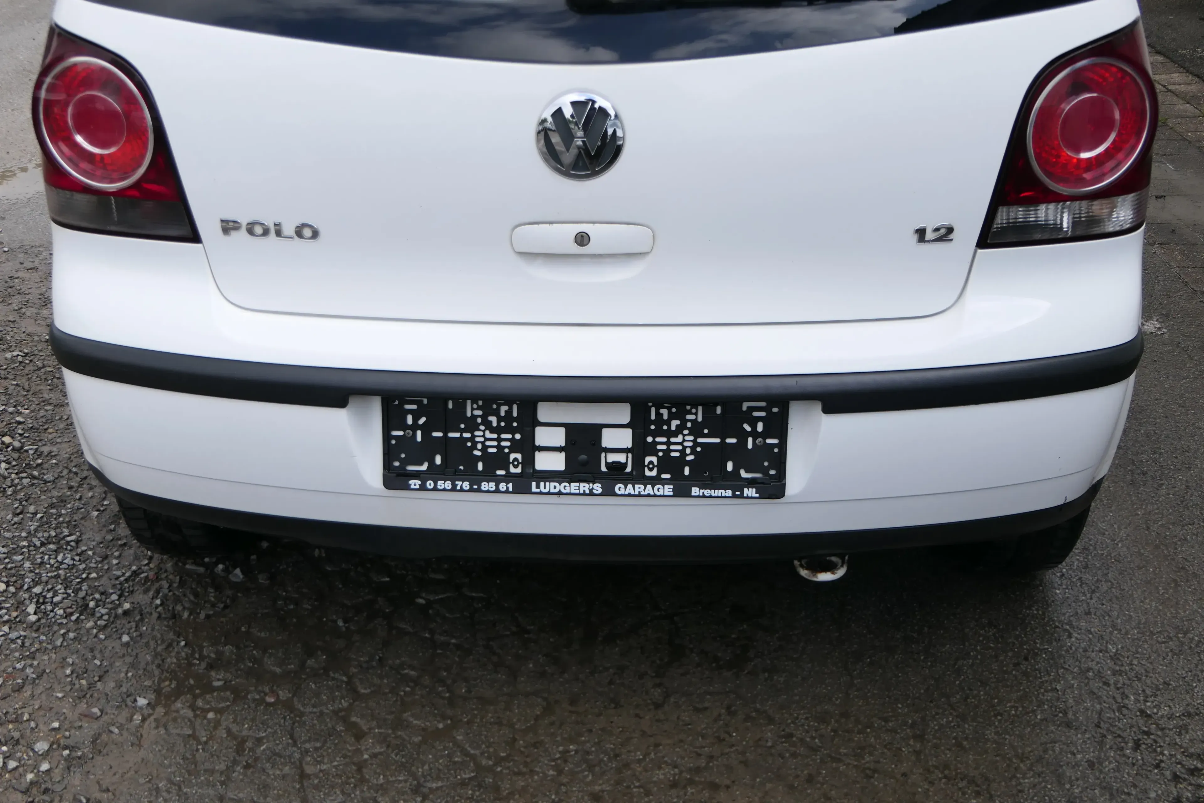 VW Polo 9N 9N3 Stoßstange Heckstoßstange hinten weiß LB9A - Bild 1