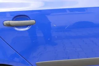Skoda Fabia 5J Limousine Tür hinten rechts blau LF5K - Delle - Bild 6