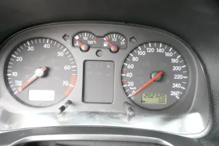 VW Golf 4 Tacho Tachometer Kombiinstrument 202.000km 1J0920801B 1,6 - Bild 2