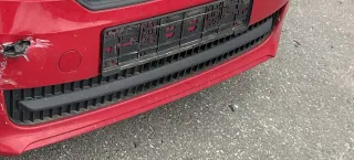 Skoda Citigo Gitter in Stoßstange Blende Abdeckung vorne mitte unten 6R0853677A - Bild 2