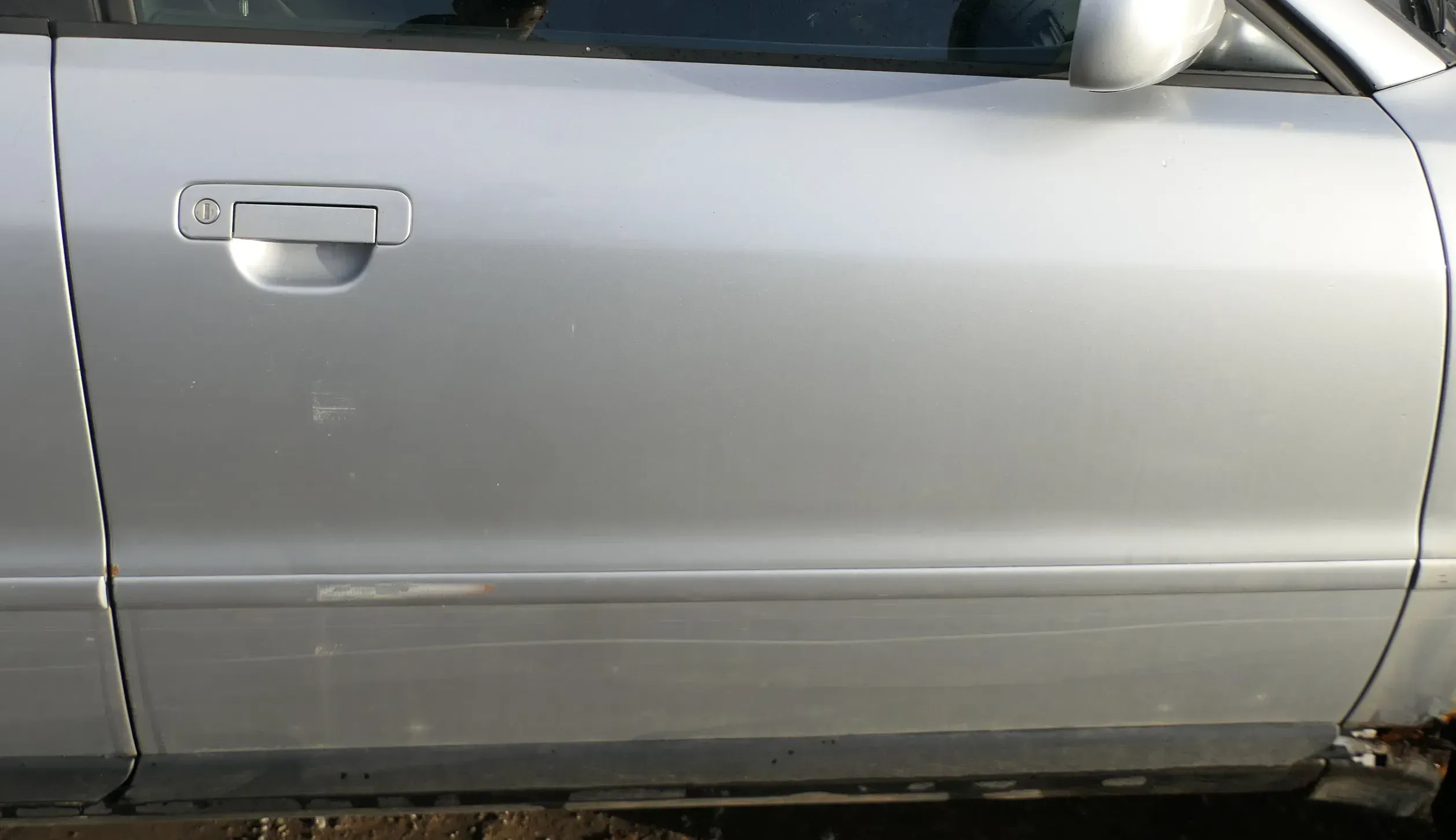 Audi A4 B5 Tür nur Türblatt vorn rechts Beifahrertür grau silber LY7M Kombi Limo - Bild 1