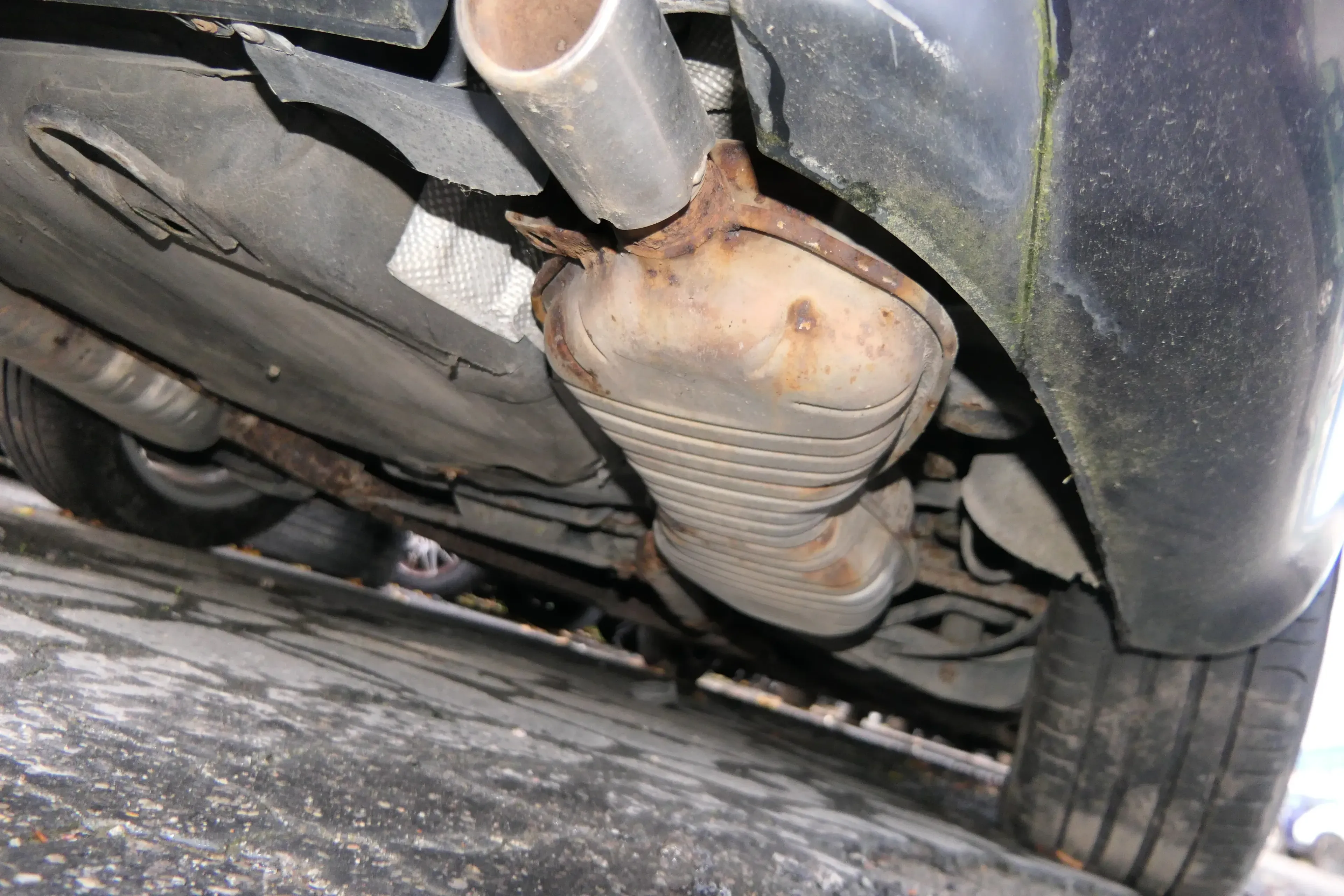 1x A6 4B Quattro Allrad Auspuff Endschalldämpfer rechts hinten 3,0 2,7 ASN BBJ - Bild 1