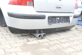 VW Golf 4 Limousine Stoßstange hinten Heckstoßstange Stoßfänger silber grau LA7W - Bild 3