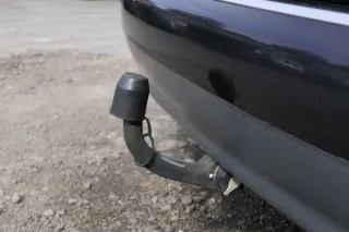 Audi A4 8E B6 Kombi Avant Stoßstange hinten mit Spoiler schwarz blau LZ5L - Bild 7