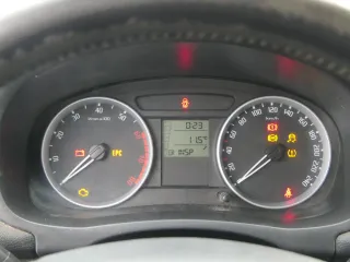 Skoda Fabia Roomster Tacho Tachometer Kombiinstrument 215.000km 5J0920811B Benzi - Bild 1