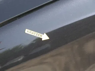 VW Polo 9N3 Kotflügel vorne links schwarz LC9Z - Bild 4