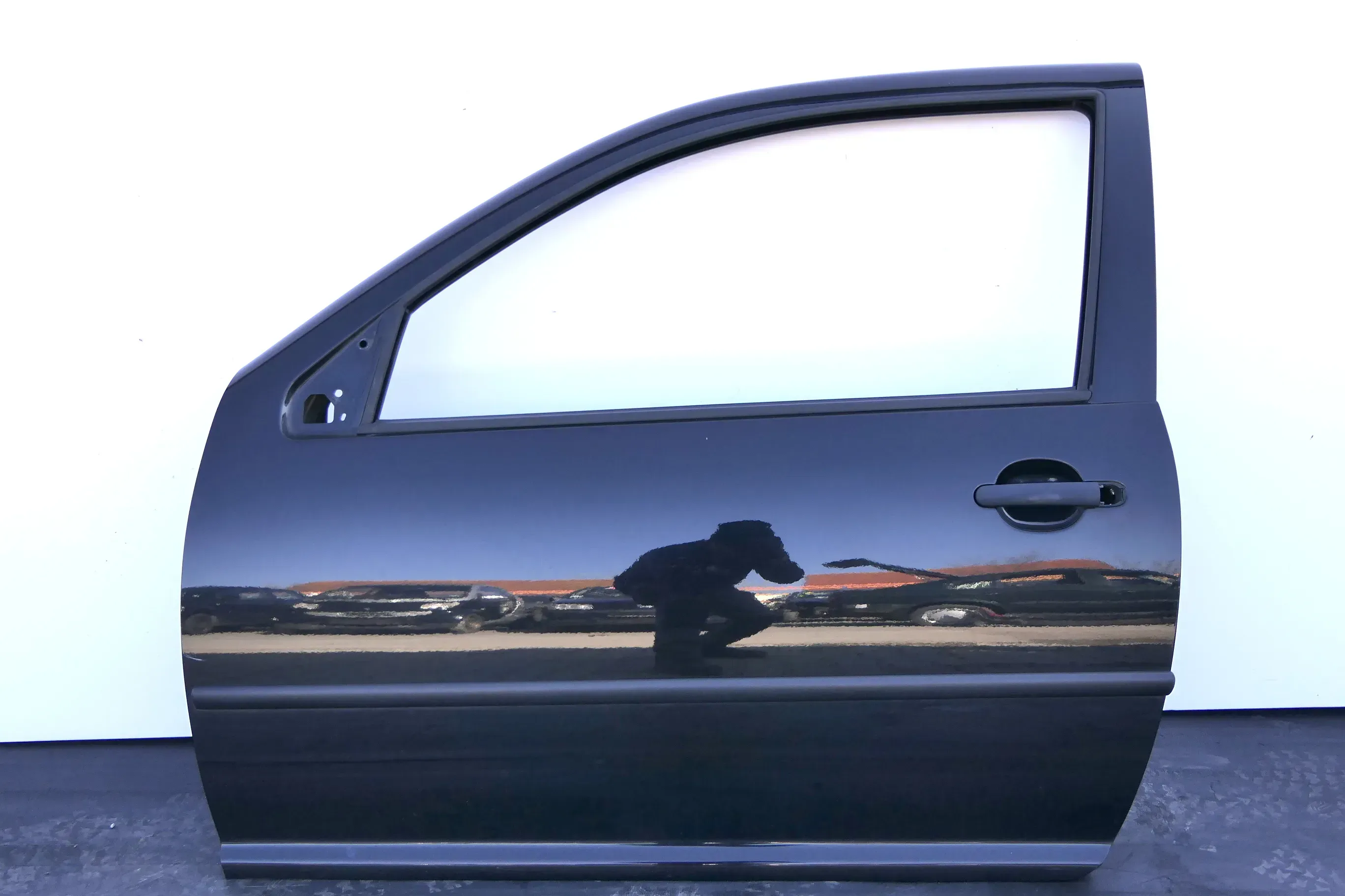 VW Golf 4 Tür vorne links Fahrertür 2/3-Türer schwarz LC9Z ohneAnbauteile - Bild 1