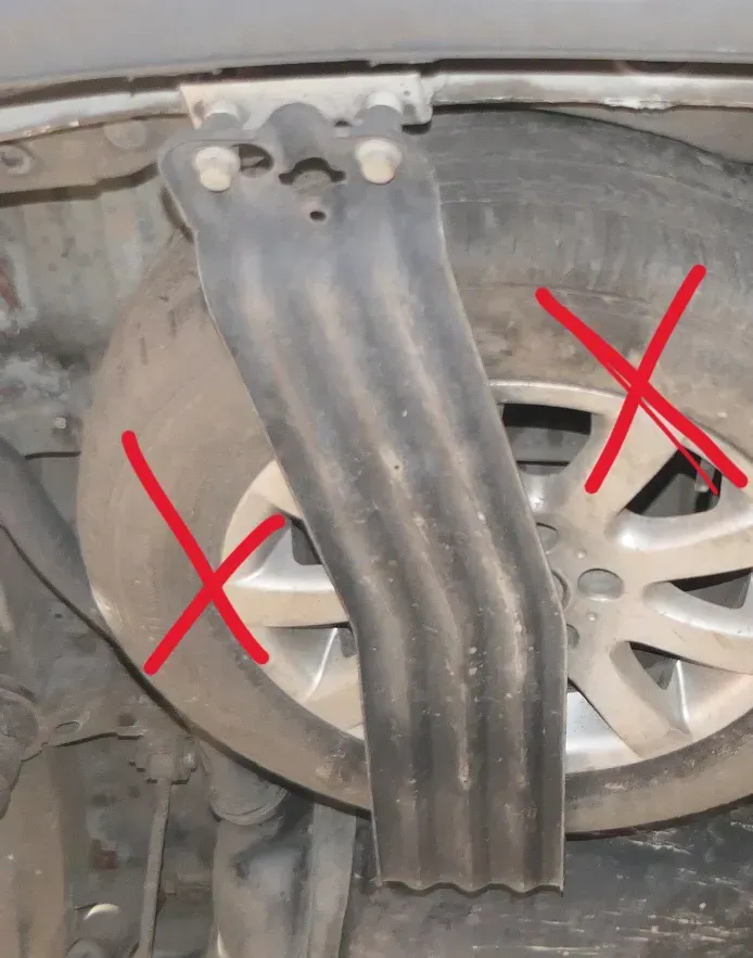VW Caddy 2K Halterung für Reserverad Reserveradhalterung Abdeckung Notrad Rad - Bild 1