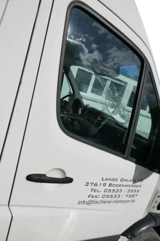 VW Crafter 2E Tür vorne rechts Beifahrertür weiß L902 - ohne Anbauteile - Bild 2