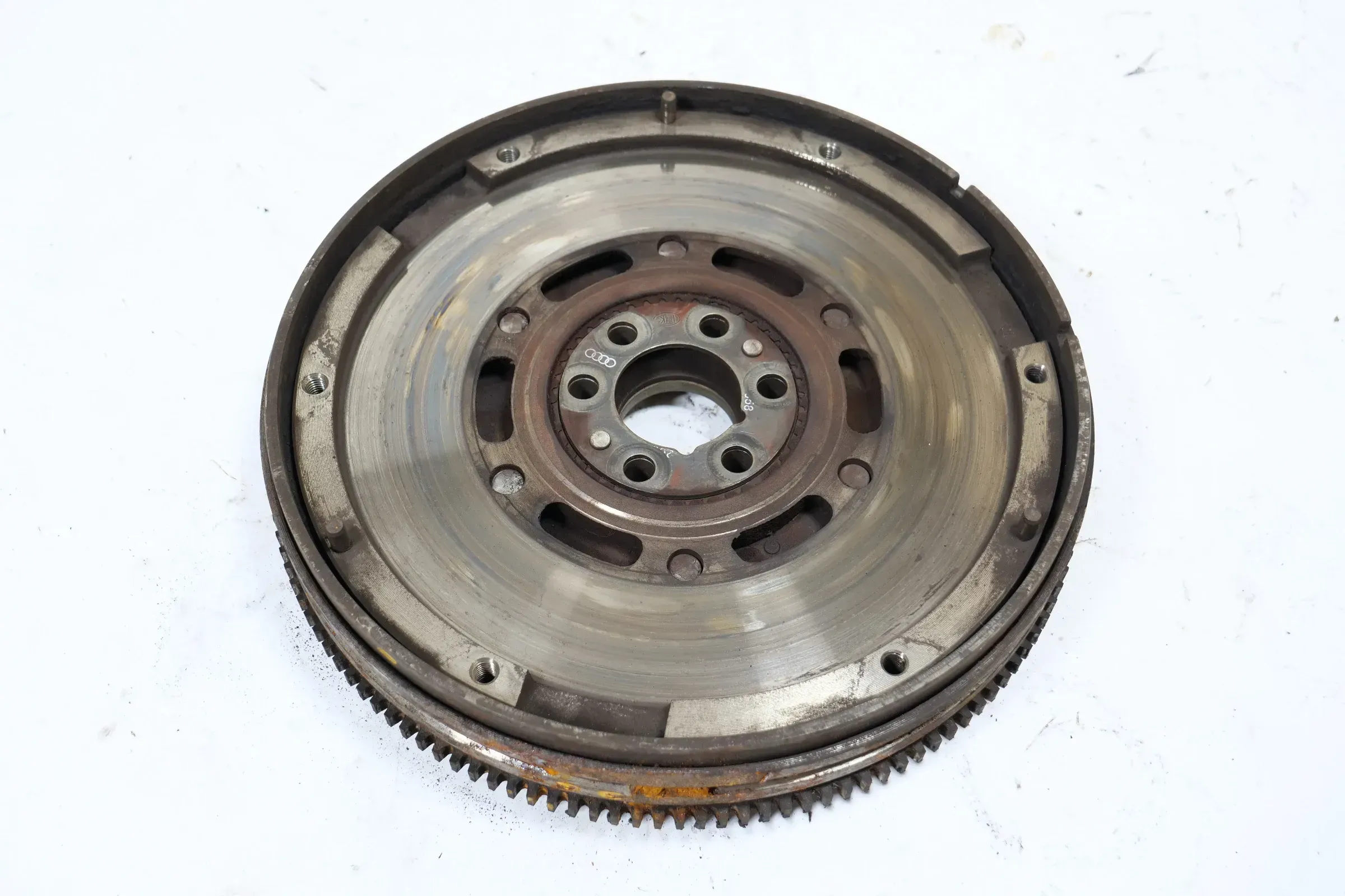 VW Passat 3B A4 Schwungrad Schwungscheibe Kupplung AEB 1,8T ADR 1,8 - Bild 1