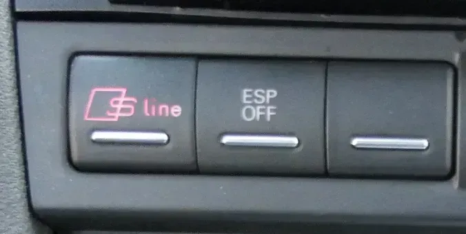 Audi A3 8P Schalter Knopf Abdeckung S-line ESP Blinddeckel - Bild 1