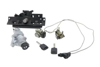 Audi A4 B5 Schloßsystem 2x Türschloß 2x Schlüssel Zündschloß Heckschloß Tür Schl - Bild 1