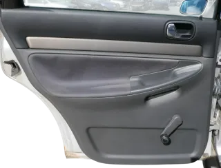 1x Stück Audi A4 B5 Türverkleidung Verkleidung Tür hinten links Abdeckung - Bild 1