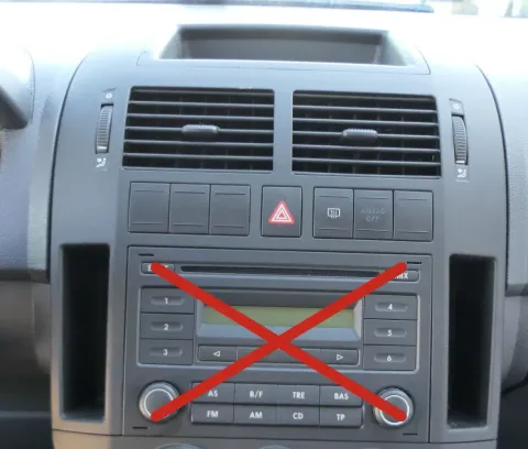VW Polo 9N Mittelkonsole Verkleidung um Radio schwarz 6Q0858069AD /T