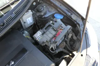 Skoda Fabia 5J Rohr Unterdruckrohr Bremse Rückschlagventil Ventil 6Q1612041CP - Bild 1