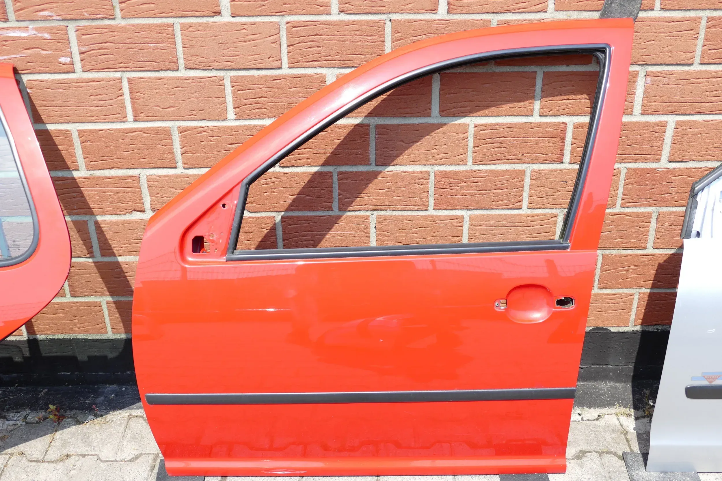 VW Golf 4 Bora Tür vorne links Fahrertür 4/5-Türer + Kombi Variant rot LP3G - Bild 1