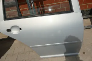 VW Golf 4 Bora Tür hinten rechts nur Kombi / Variant silber LB7Z - Bild 3