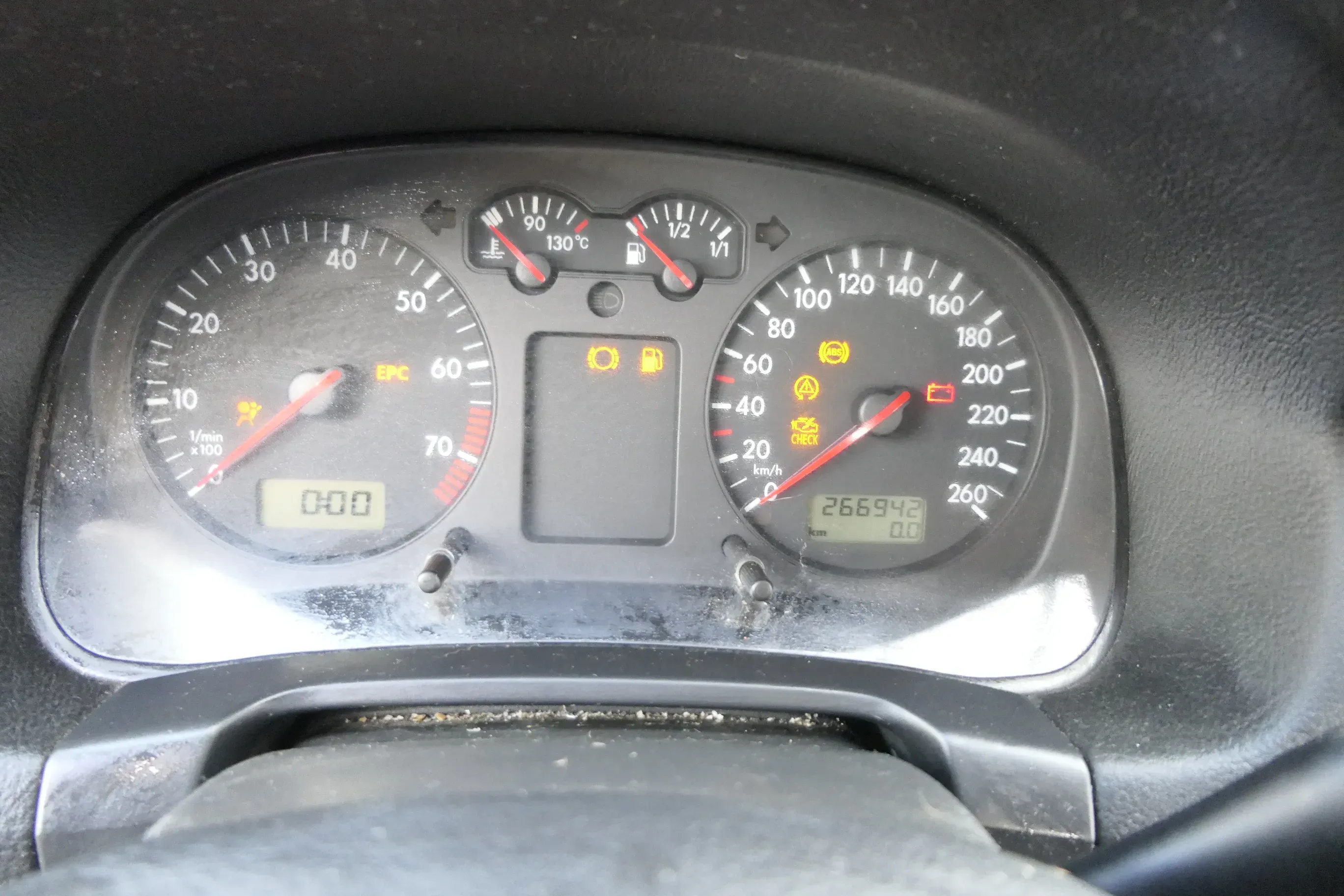 VW Golf 4 Tacho Tachometer Kombiinstrument 266.000km 1J0920805B 1,6-2,8 - Bild 1