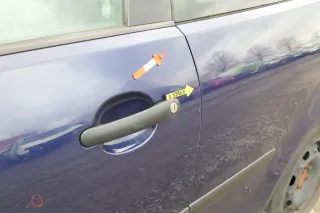 VW Polo 9N 9N3 Tür vorne links Fahrertür 2/3-Türer blau LB5N ohneAnbautei - Bild 5