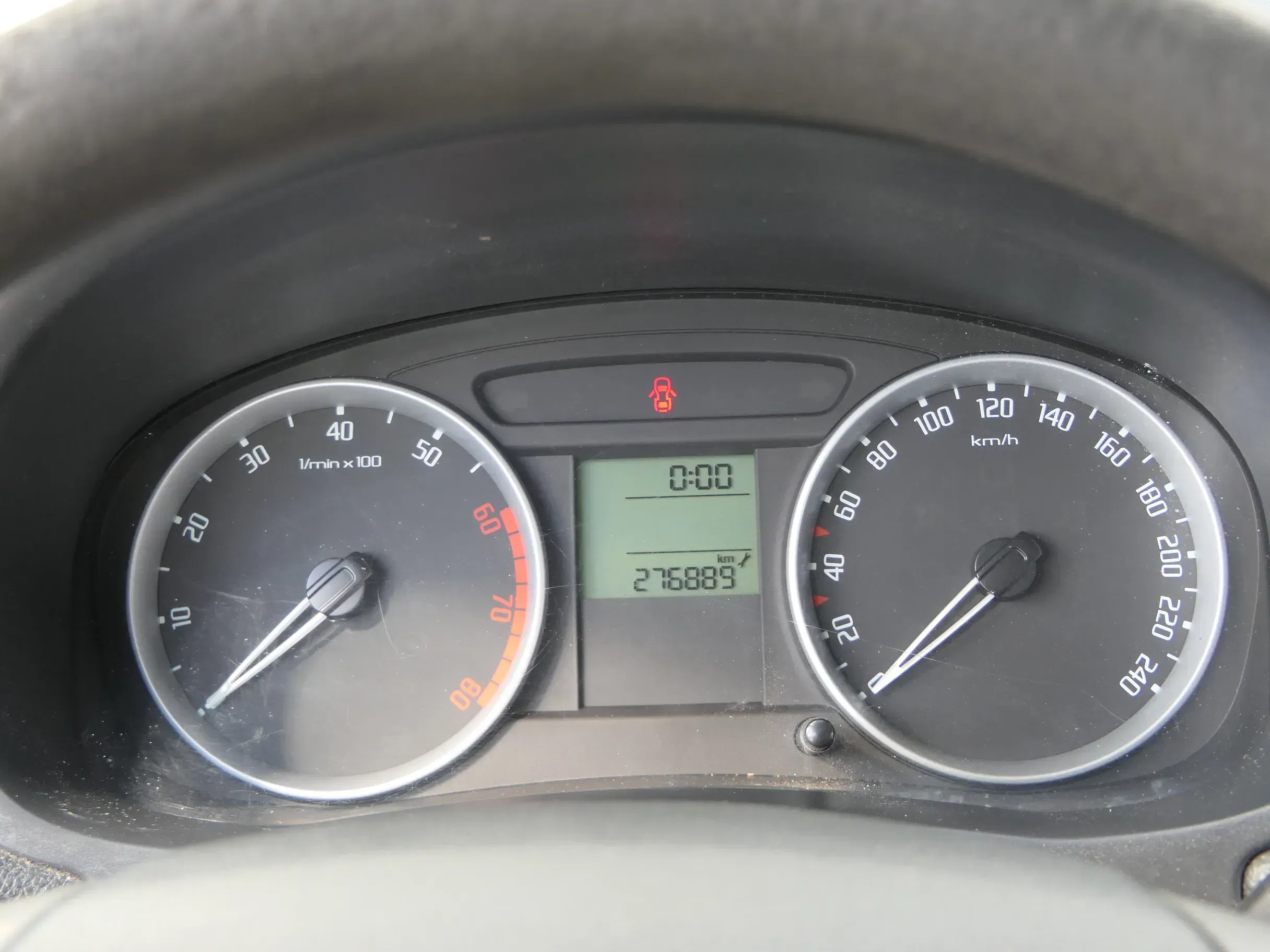 Skoda Fabia Roomster Tacho Tachometer Kombiinstrument 276.000km 5J0920811B Benzi - Bild 1