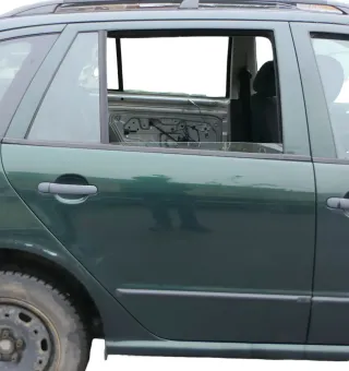 Skoda Fabia 6Y Combi Variant Kombi Tür hinten rechts grün LF8C - Bild 1