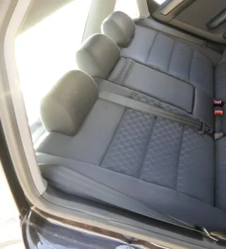 Audi A6 4B Limousine Rückbank Rücksitzbank Sitz Rücksitz 3 Punkt Gurt nur Lehne - Bild 1