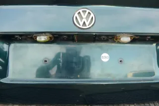 VW Golf 3 Cabrio Heckklappe Kofferraumklappe hinten Klappe grün LC6E - Bild 4