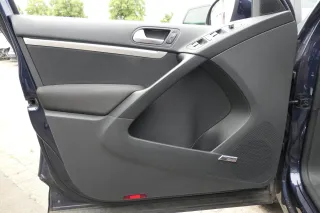 VW Tiguan 5N Türverkleidung Verkleidung Tür vorne+hinten Dynaudio schwarz - Bild 1