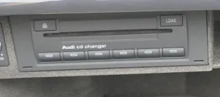 Audi A4 8E B6 B7 CD Wechsler Changer 8E0035111 8E0057111 8E0057111C 8E0057111D - Bild 3