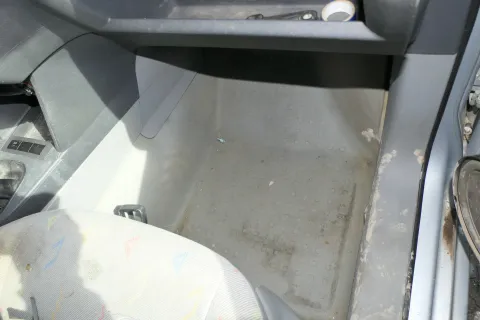 VW Caddy 2k Teppich Innenraumteppich Innen vorne + mitte- grau