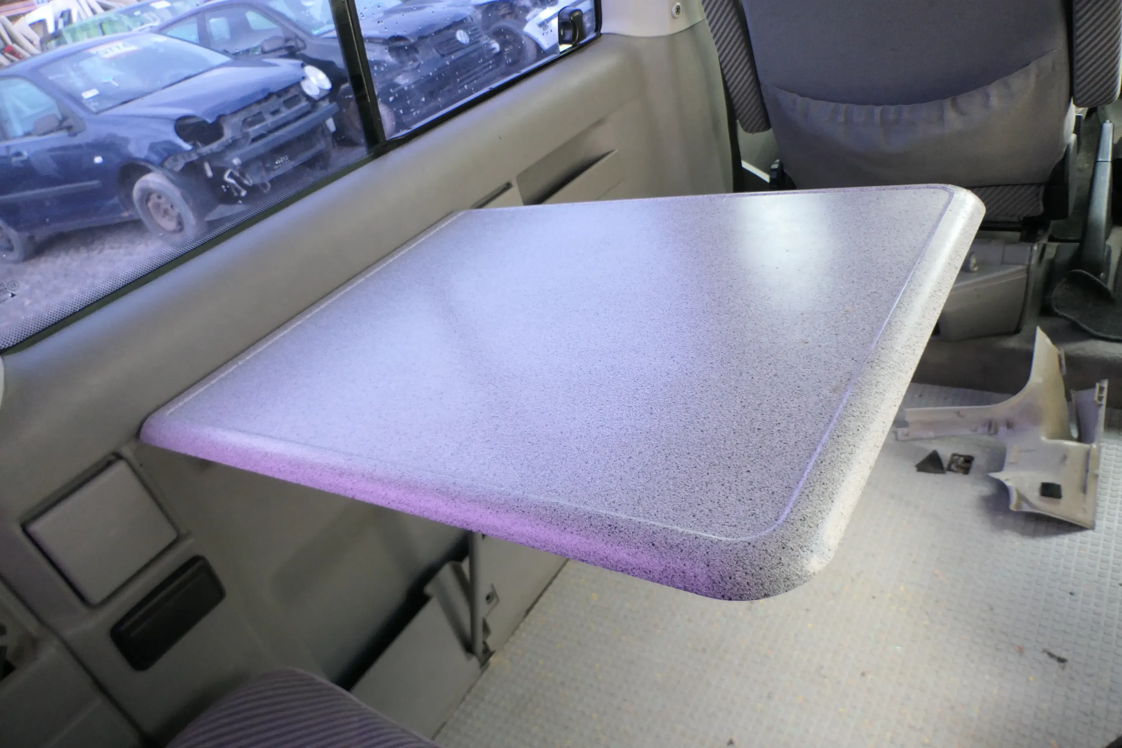 T4 1x Verkleidung Abdeckung Seite hinten links 703867039A Multivan mit Tisch - Bild 1
