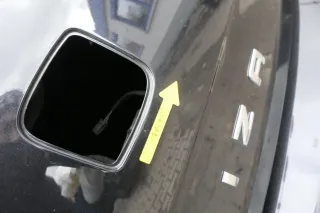 Seat Ibiza 6J Heckklappe Klappe hinten 4/5-Türer schwarz LC9Z mit Scheibe - Bild 9