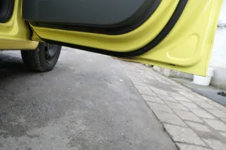 VW Polo 9N 9N3 Tür vorne rechts Beifahrertür 4/5-Türer gelb LD1B -ohne Anbauteil - Bild 2